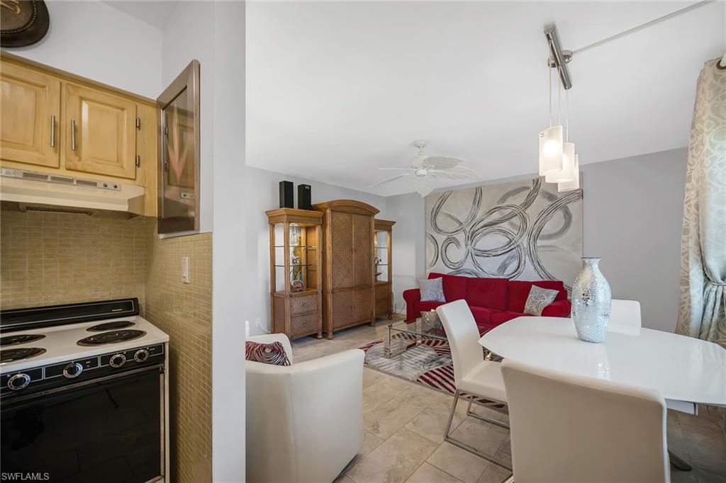 SEABREEZE WEST - Residential