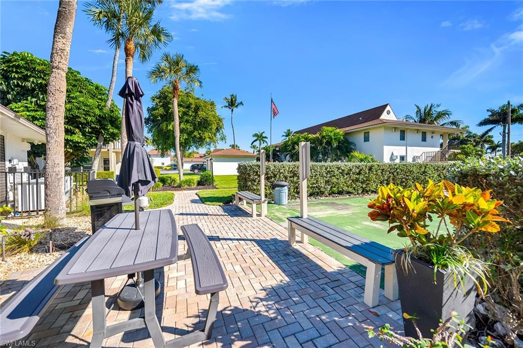 SEABREEZE WEST - Residential