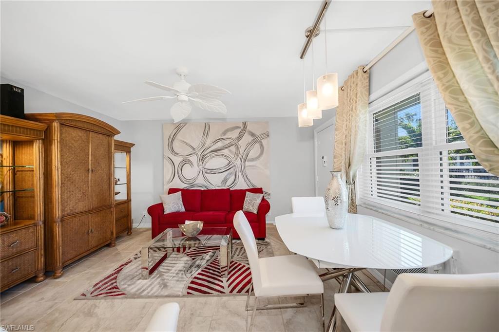 SEABREEZE WEST - Residential