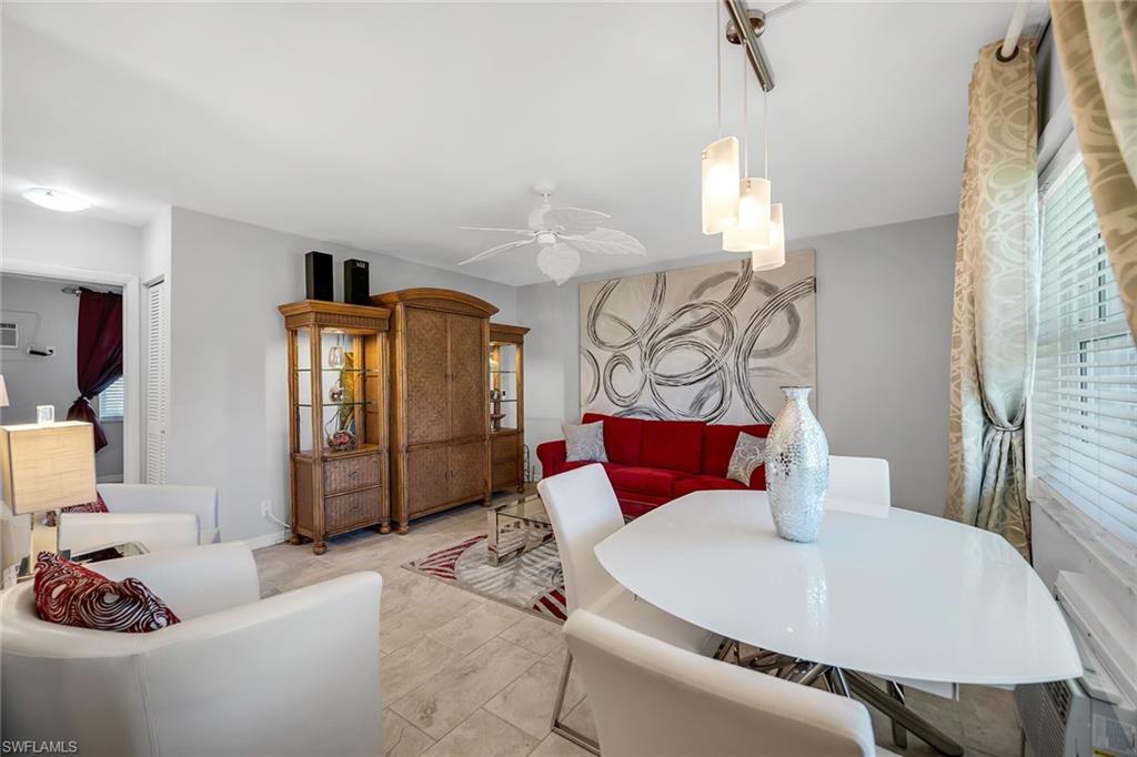 SEABREEZE WEST - Residential