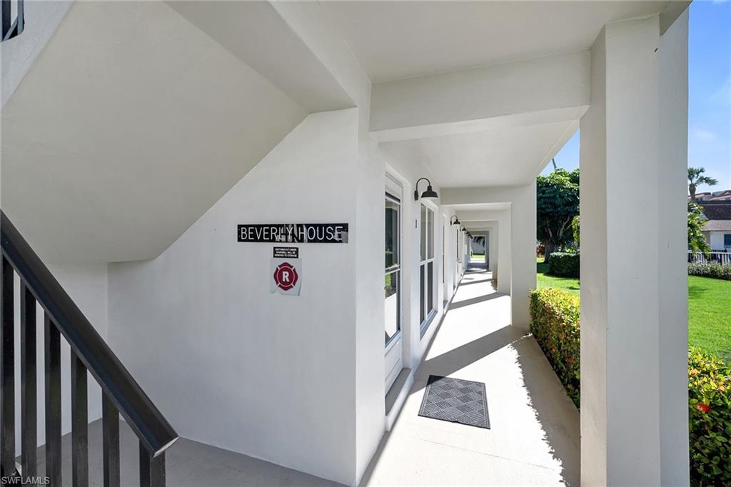 SEABREEZE WEST - Residential