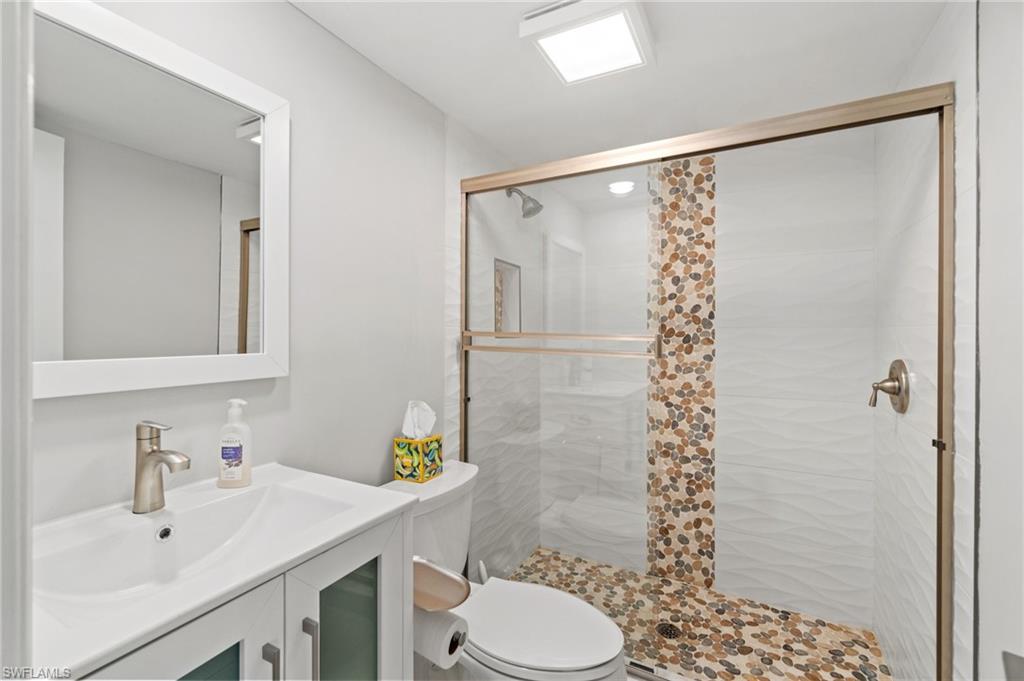 PALM BAY ESTATES - Residential Lease