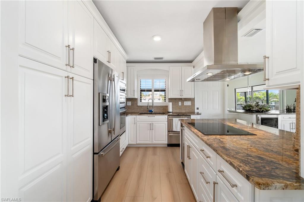 PALM BAY ESTATES - Residential Lease