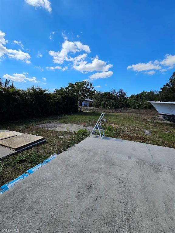 FORT MYERS SHORES - Residential