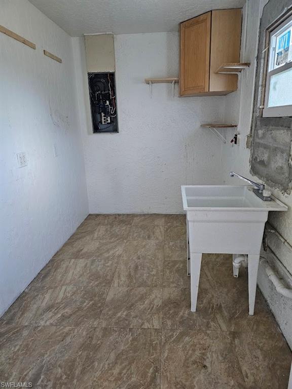 FORT MYERS SHORES - Residential