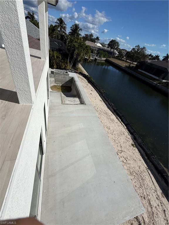 MARCO BEACH - Residential