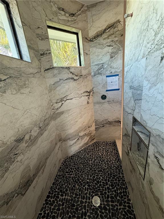 MARCO BEACH - Residential