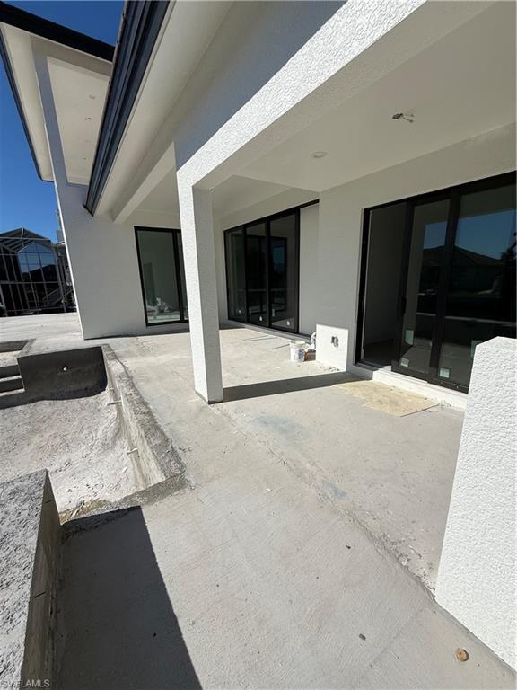 MARCO BEACH - Residential