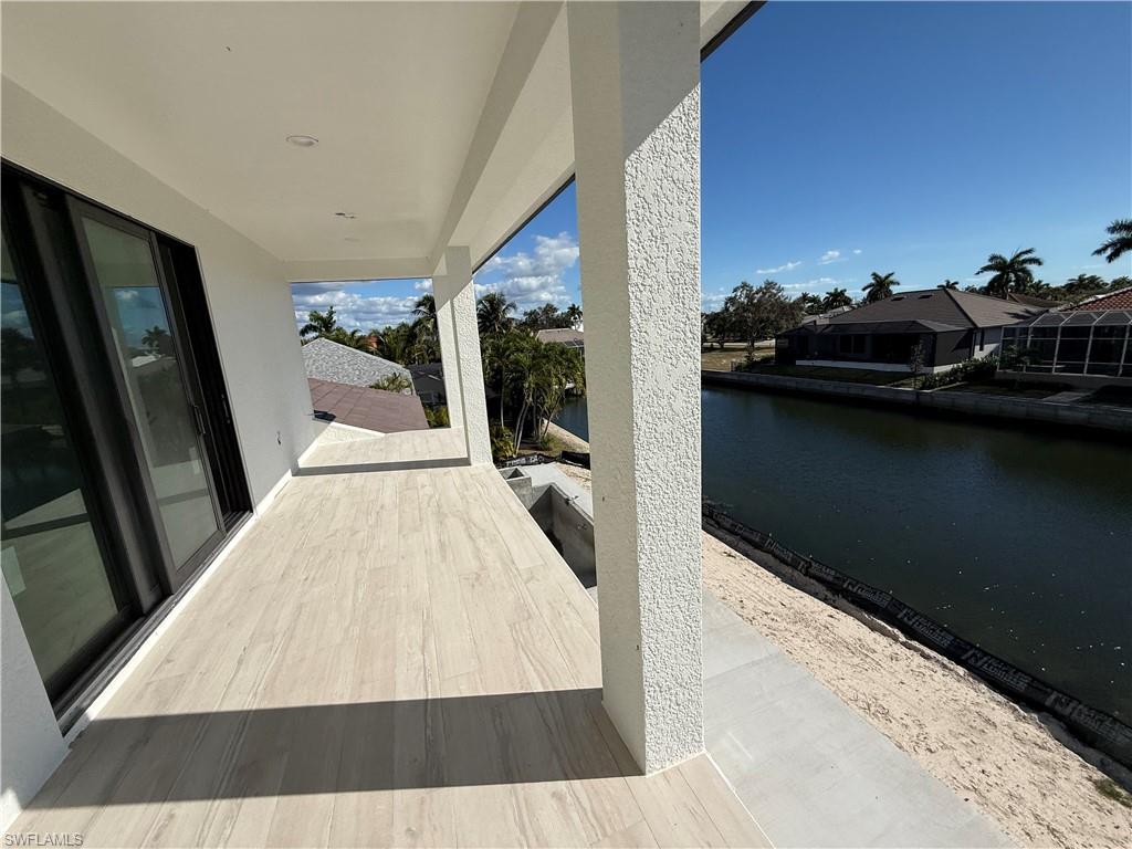 MARCO BEACH - Residential