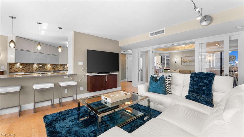 ESPLANADE CLUB - Residential