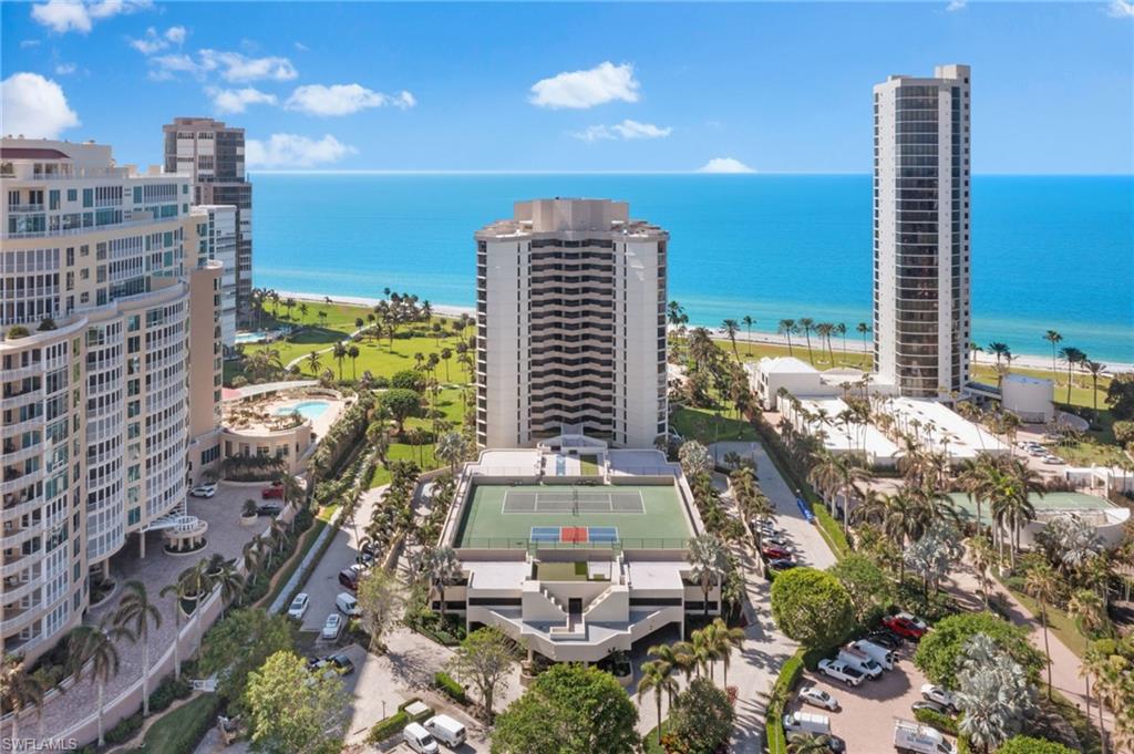 ESPLANADE CLUB - Residential