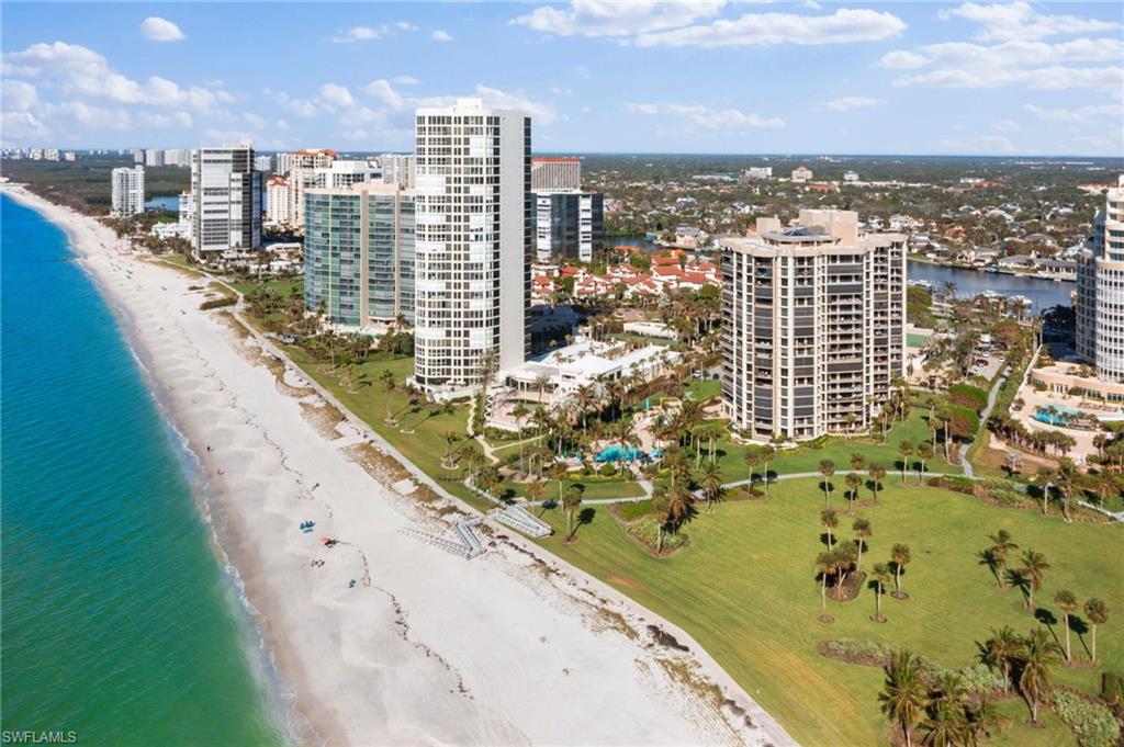 ESPLANADE CLUB - Residential