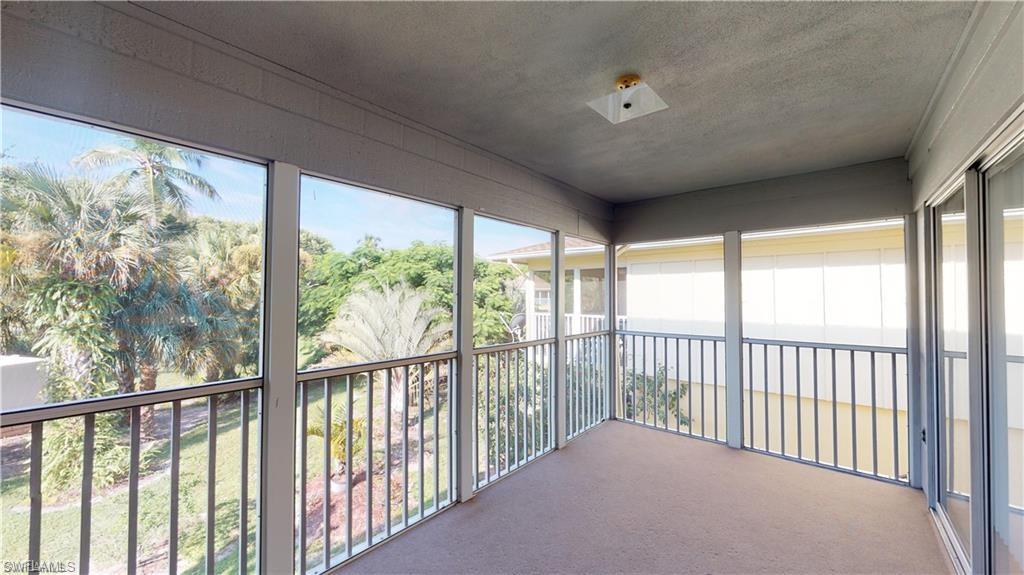 SOLANA OAKS - Residential