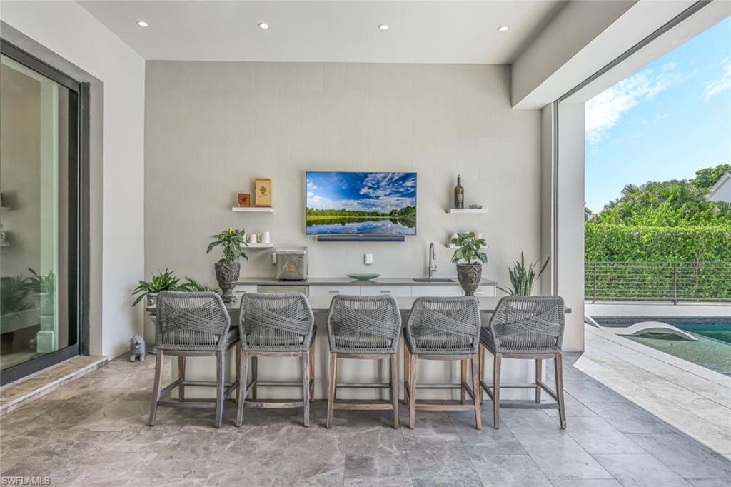 PARK SHORE - Residential