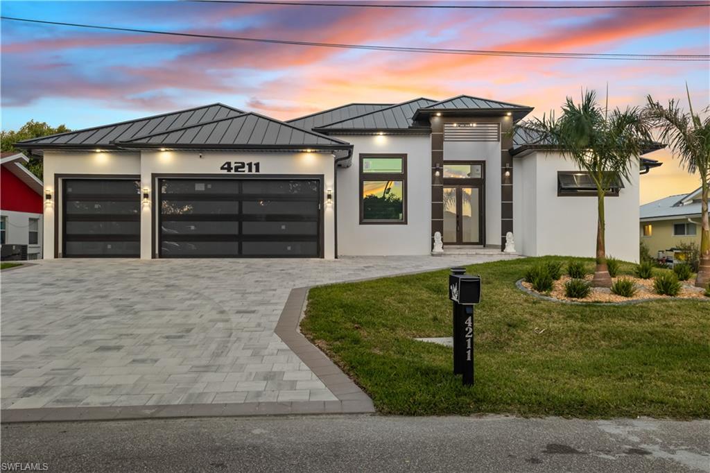 CAPE CORAL - Residential