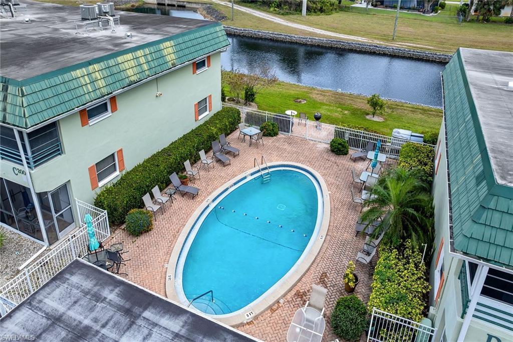 VALLEY STREAM COURT - Residential