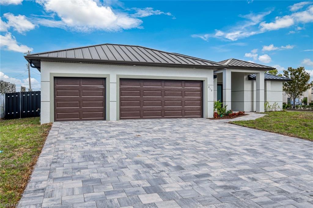 CAPE CORAL - Residential