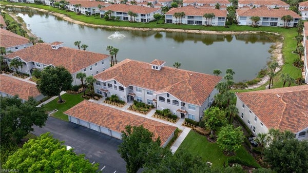 3029 DRIFTWOOD WAY UNIT 3303, NAPLES, FL 34109 - Image e1faf391f2c111de1a4d0d2f8981319f/636109093