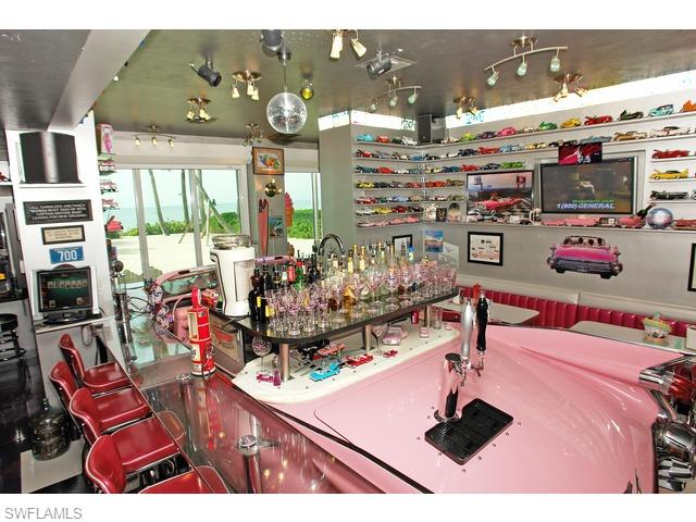 BAREFOOT BEACH - Residential