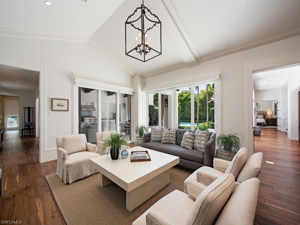 OLDE NAPLES - Residential