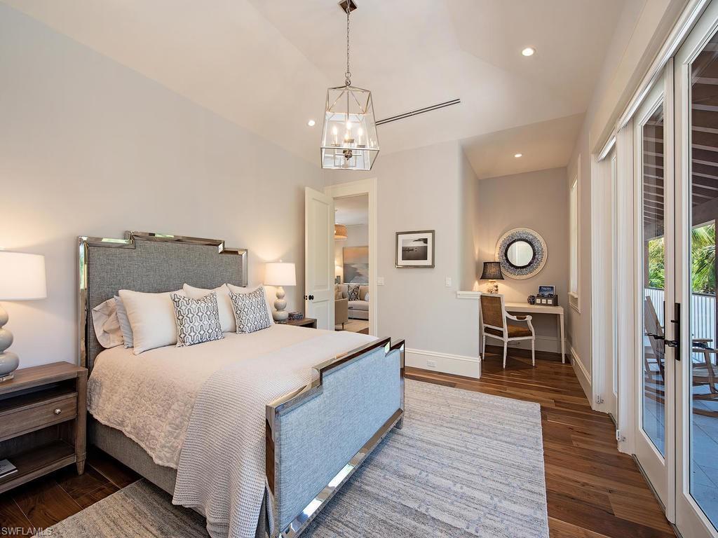 OLDE NAPLES - Residential