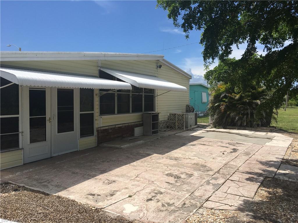 LEESURE VILLAGE - Residential