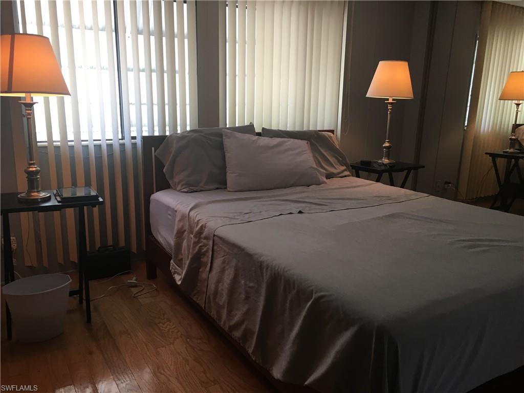 LEESURE VILLAGE - Residential