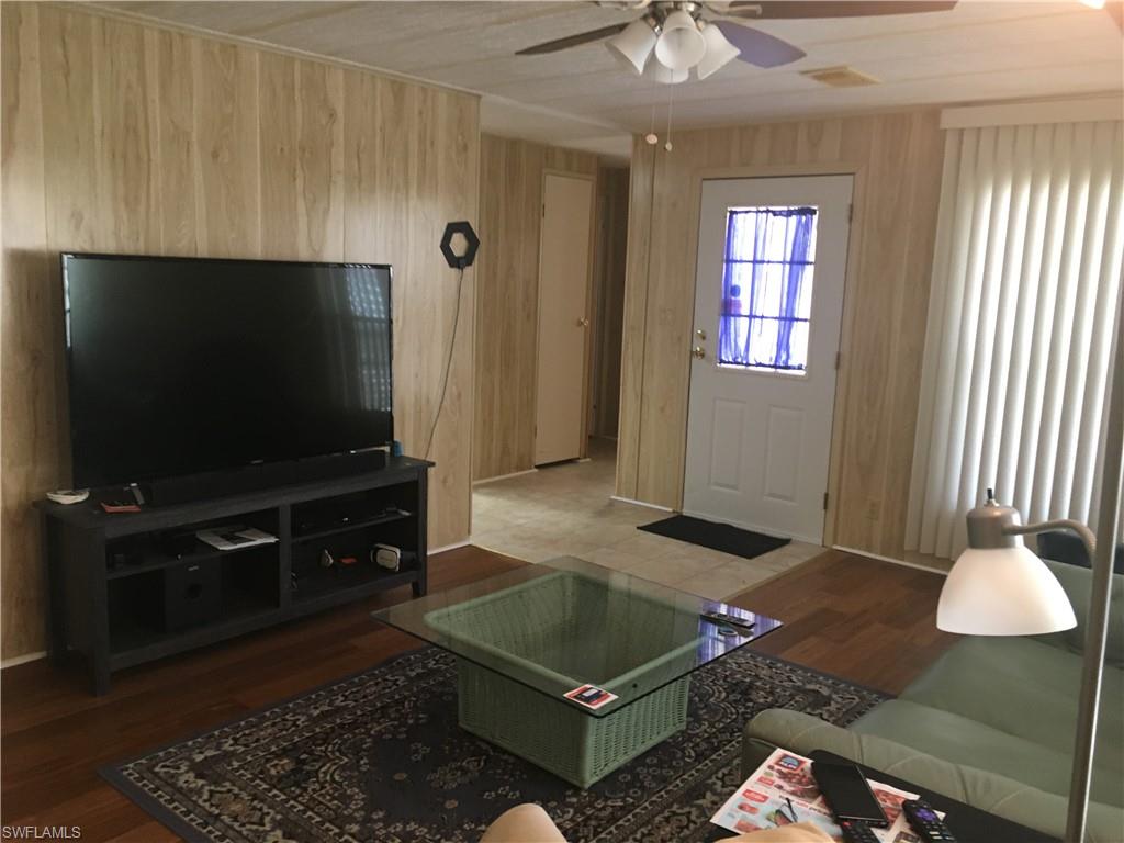 LEESURE VILLAGE - Residential