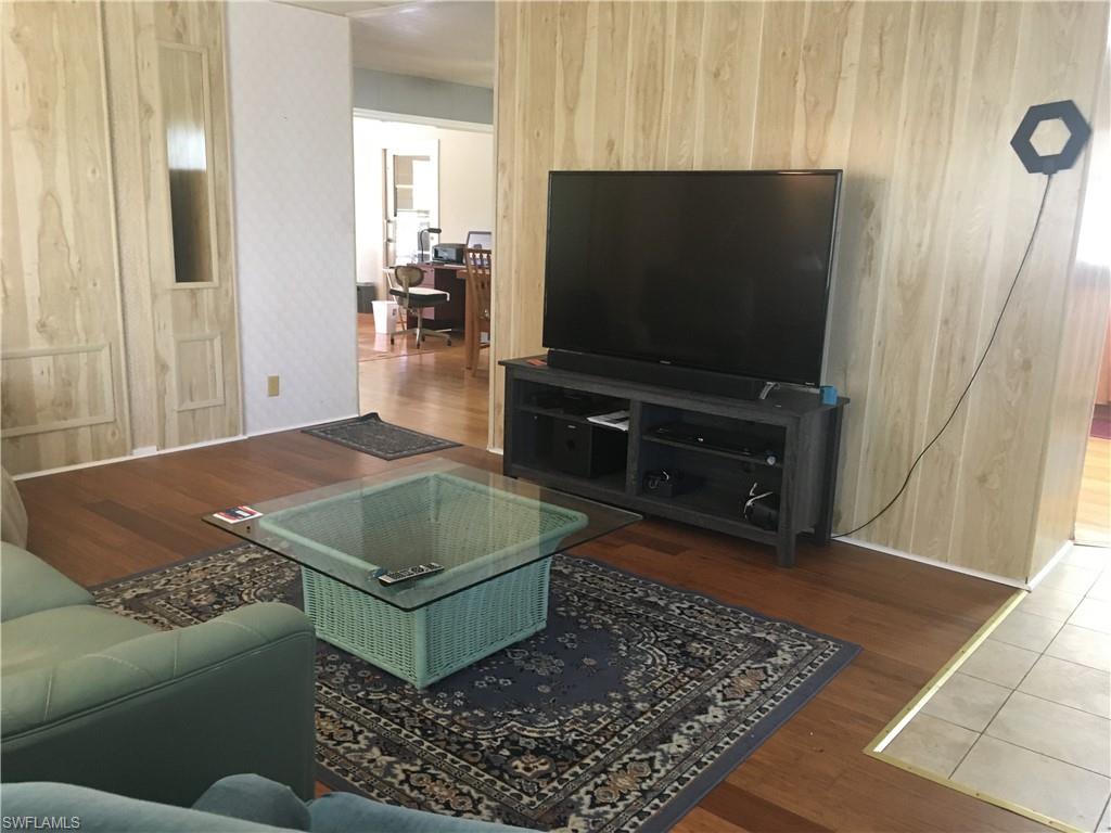 LEESURE VILLAGE - Residential