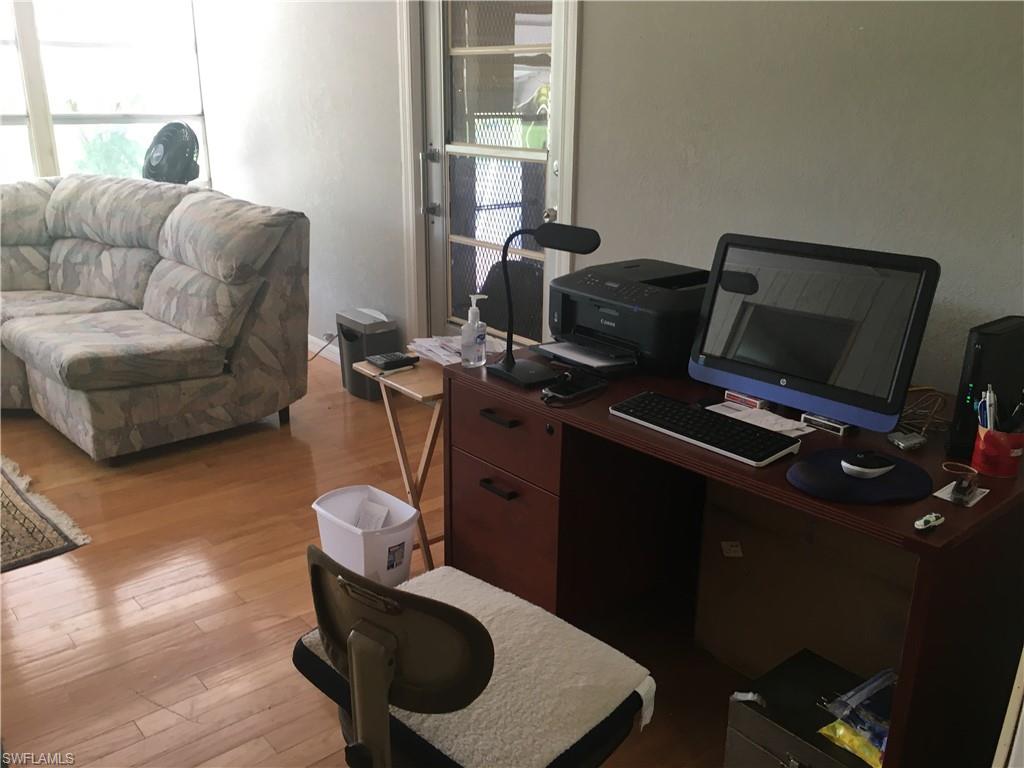 LEESURE VILLAGE - Residential