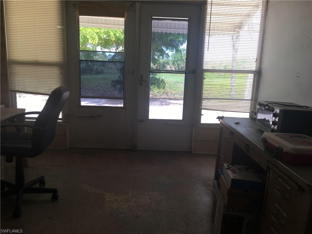 LEESURE VILLAGE - Residential