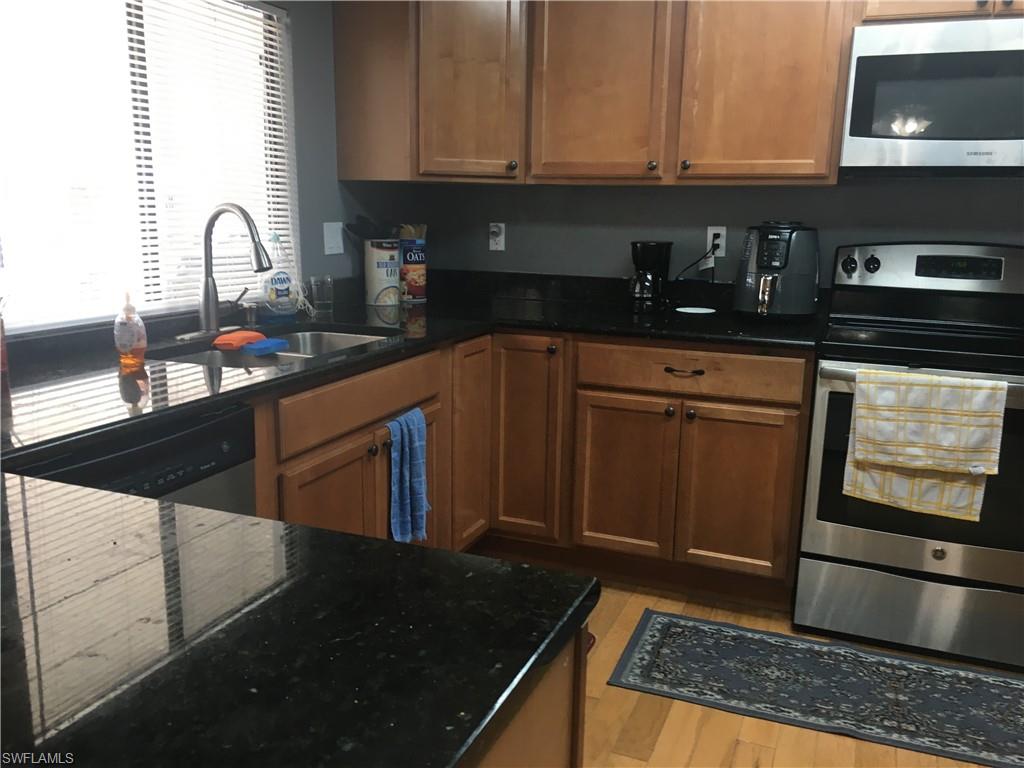 LEESURE VILLAGE - Residential