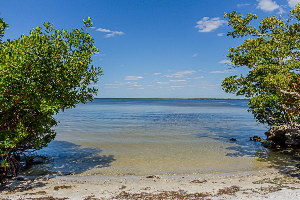 TROPICAL HOMESITES - Land