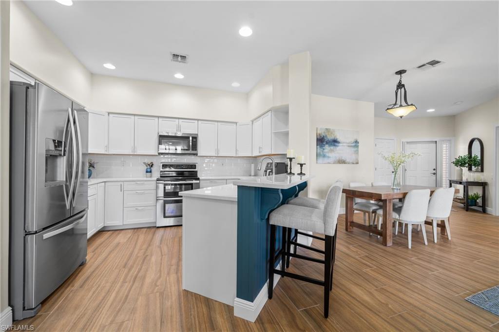 9211 Bayberry BEND 102