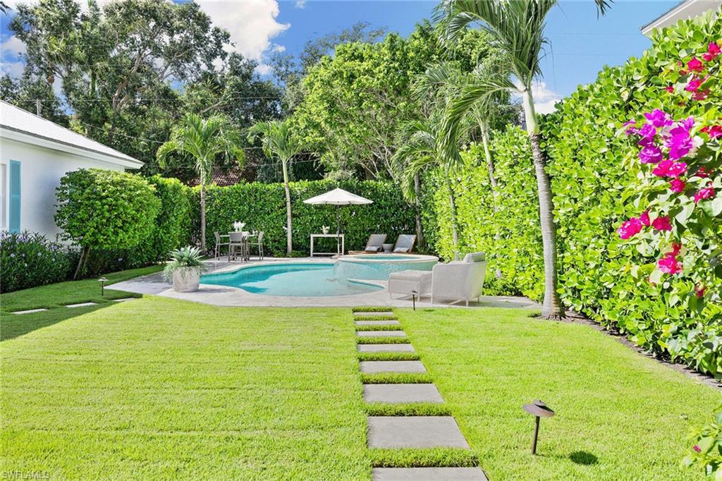 OLDE NAPLES - Residential