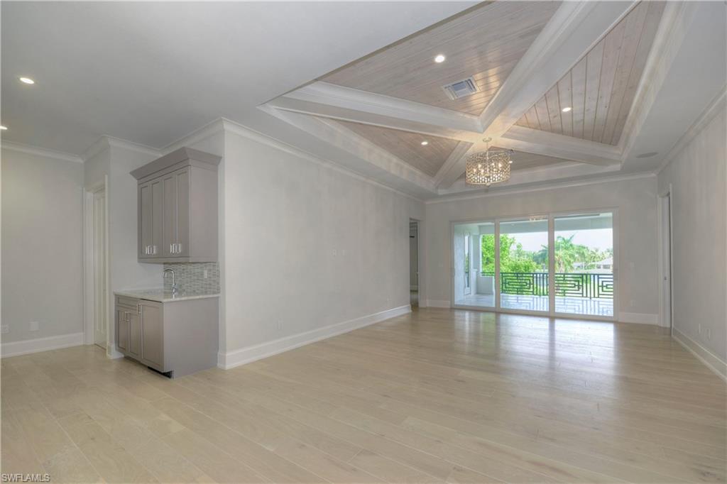 PARK SHORE - Residential