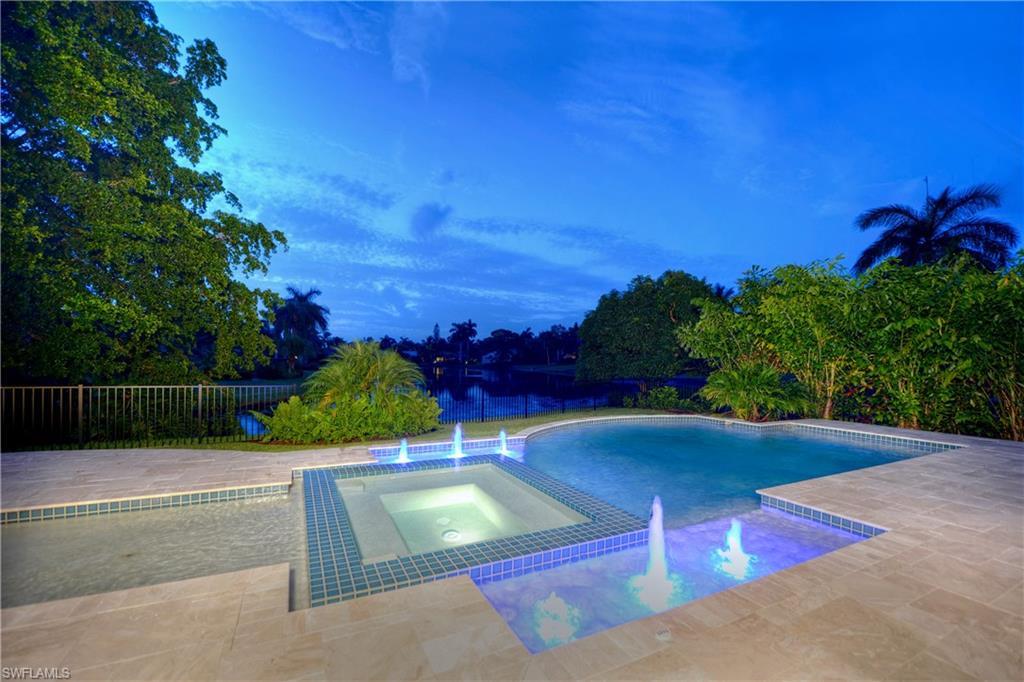 PARK SHORE - Residential