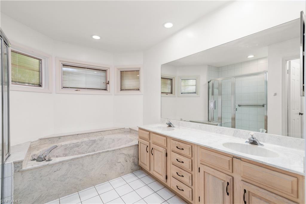 VILLAS AT PELICAN BAY - Residential Lease