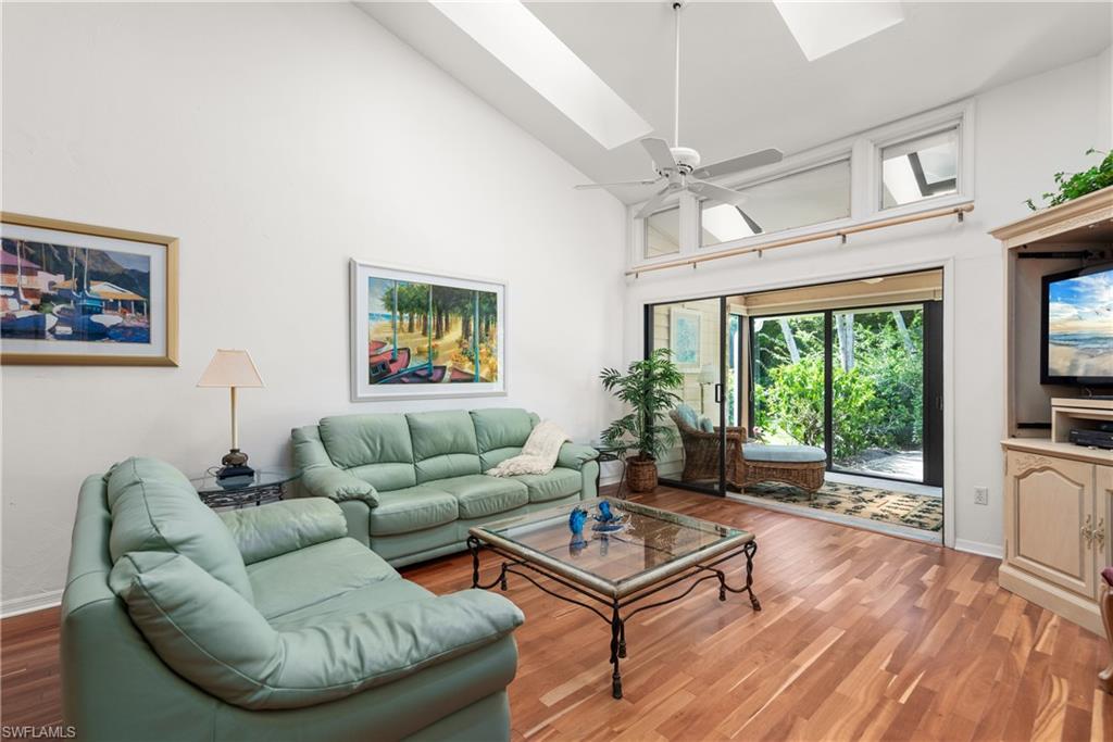 VILLAS AT PELICAN BAY - Residential Lease