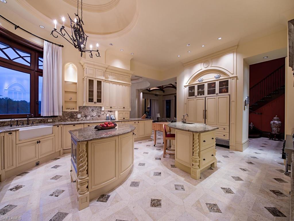 ESTATES AT BAY COLONY GOLF CLUB - Residential