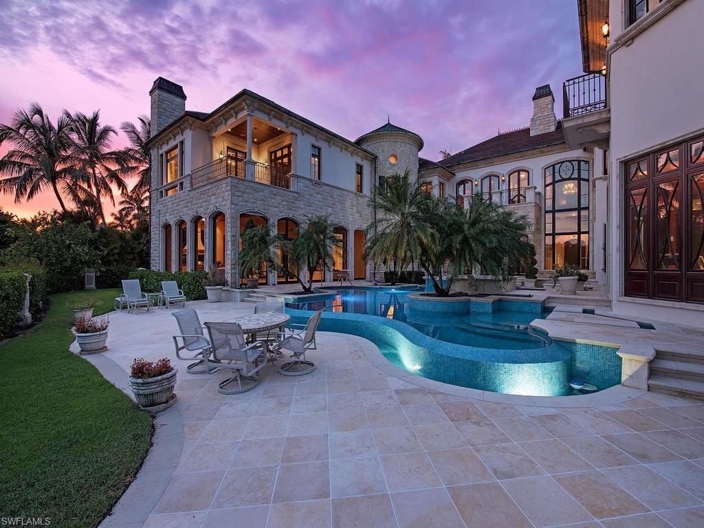 ESTATES AT BAY COLONY GOLF CLUB - Residential