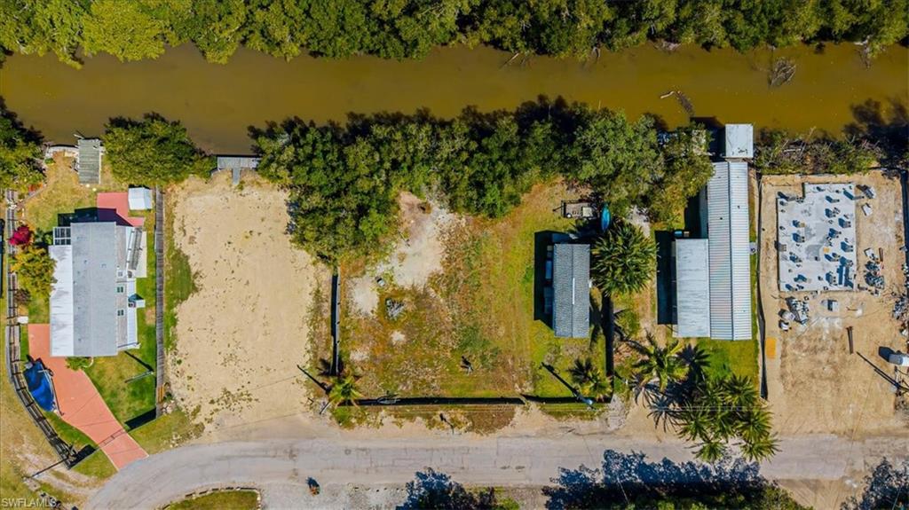 25 & 26 Plantation DR