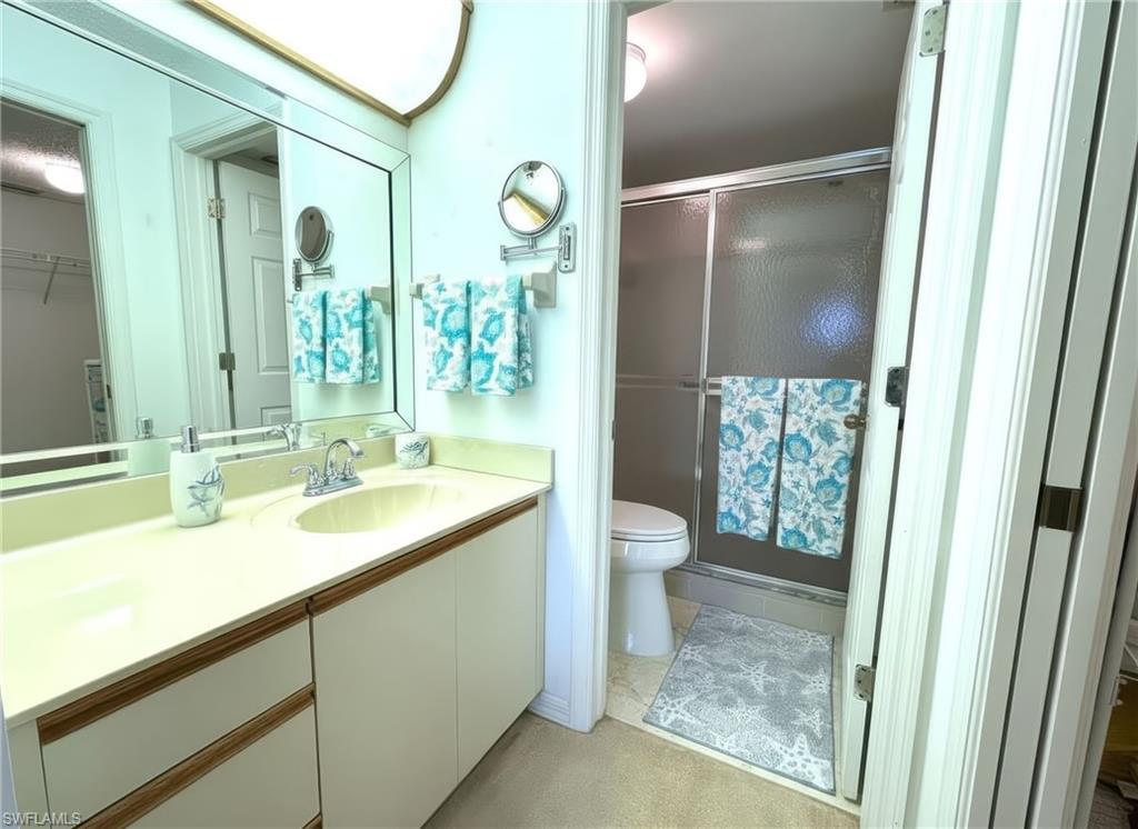 DEAUVILLE LAKE CLUB - Residential