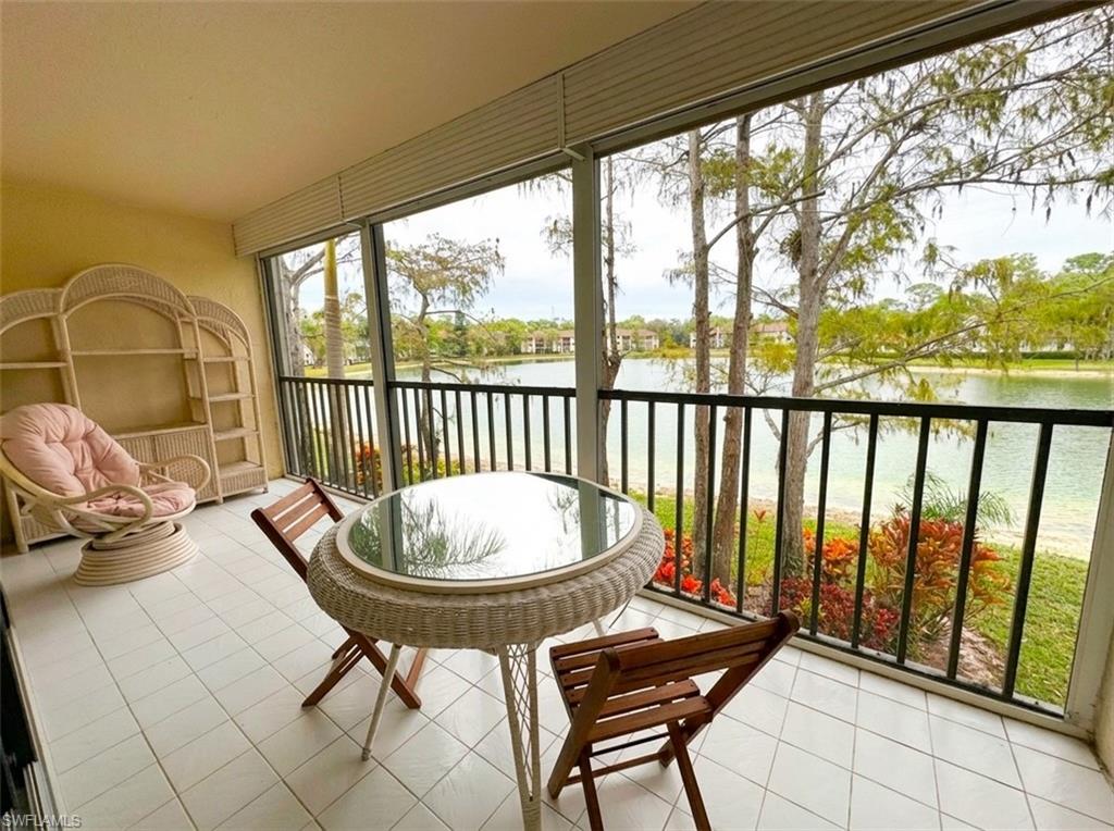 DEAUVILLE LAKE CLUB - Residential