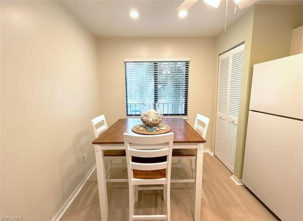 DEAUVILLE LAKE CLUB - Residential