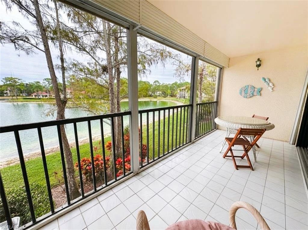 DEAUVILLE LAKE CLUB - Residential