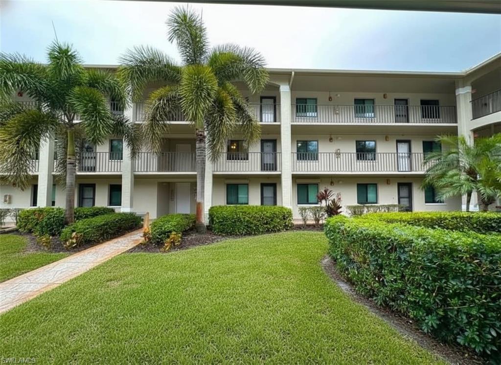 DEAUVILLE LAKE CLUB - Residential