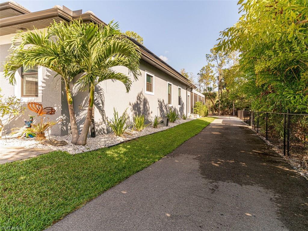 LOGAN WOODS - Residential