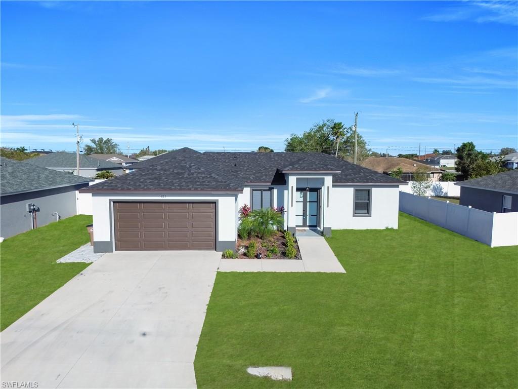 CAPE CORAL - Residential