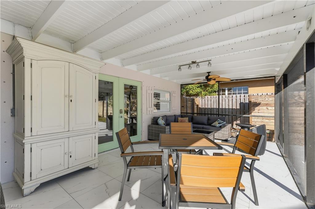 NAPLES PARK - Residential